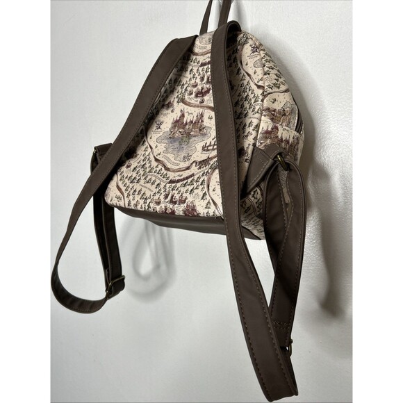 Loungefly Harry Potter School Grounds Map Mini Backpack Hogwarts Map NWOT - Picture 5 of 7